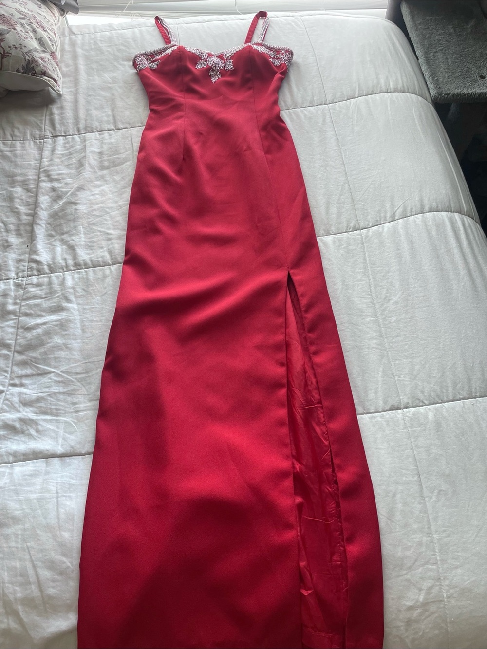 Alyce Designs Vintage Red Satin Beaded Maxi Dress 2 XS Prom Hoco Dance Vamp Glam